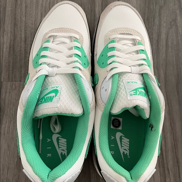 Air max 90 White Spring Green 🏝️ - Picture 5 of 6